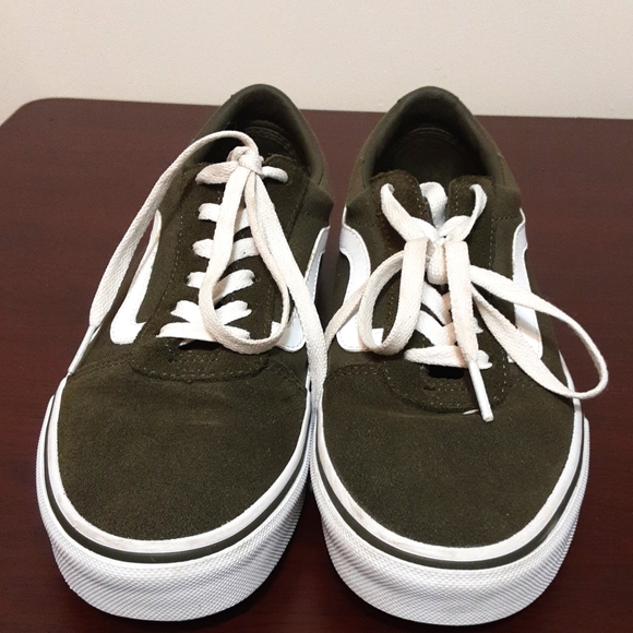 Vans Shoes - Vans Womens Sneakers